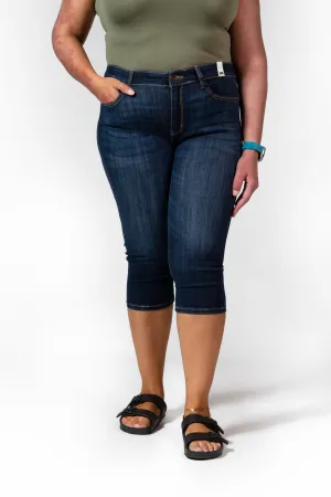 Dark Wash Judy Blue Mid Rise Capri