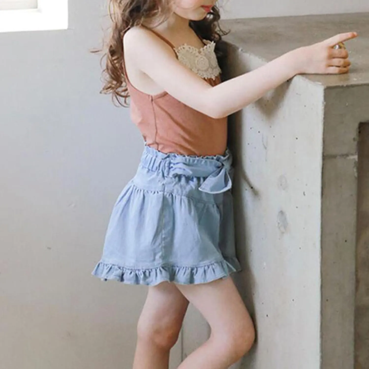Girls Denim Shorts 2 Layers Ruffles Lace Kids Baby Workout Fashion Skirt Shorts Summer Beach Sports Short Pants