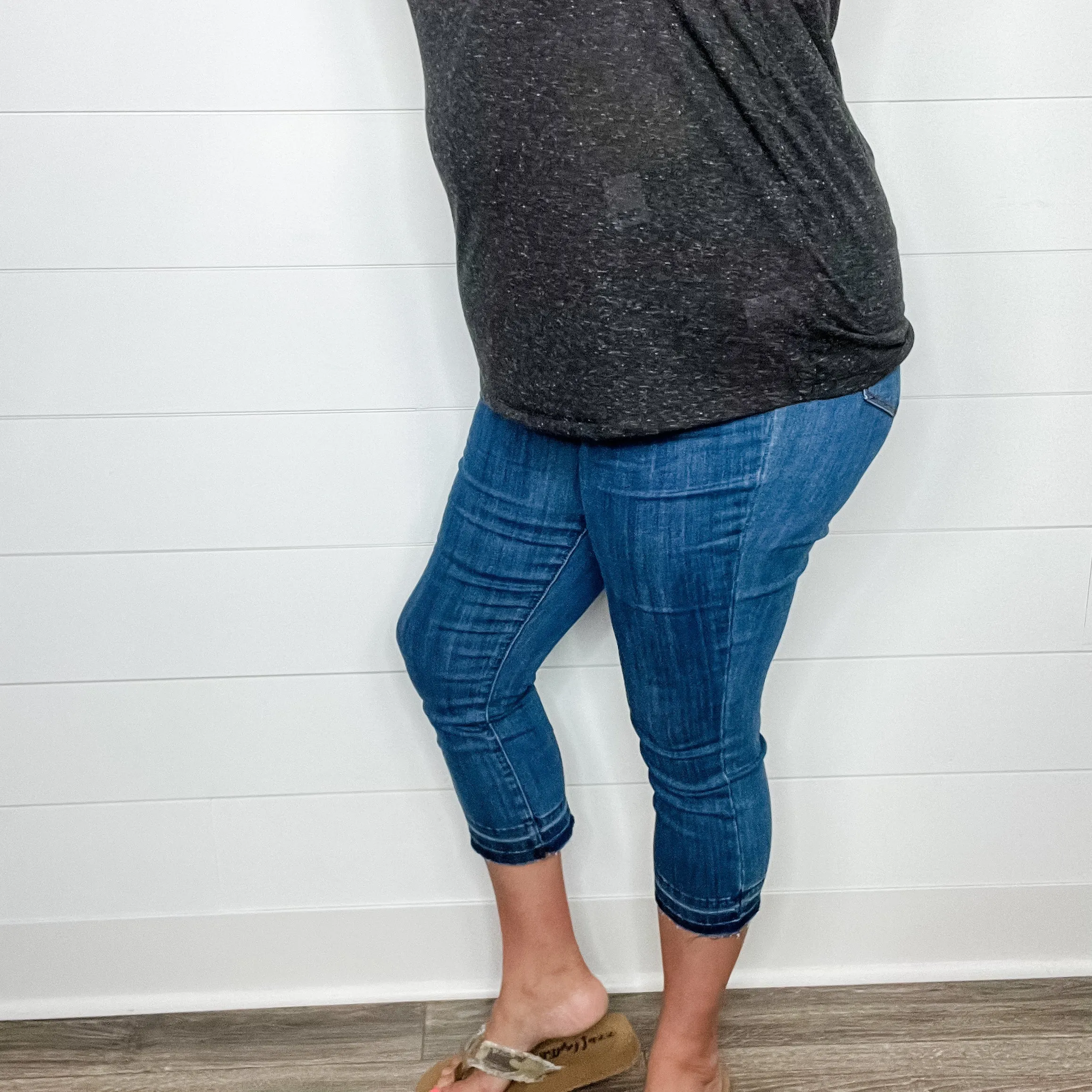 Judy Blue "Met Your Match" Pull On Jeggings Capris