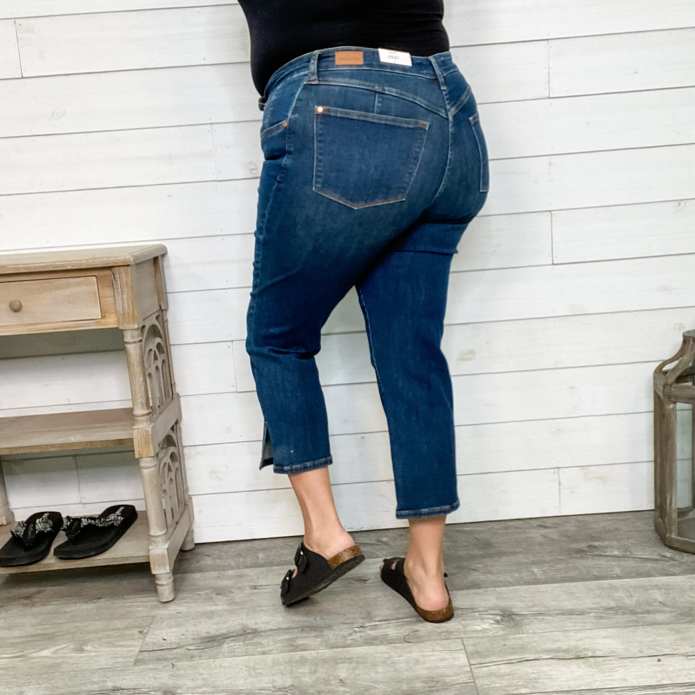 Judy Blue "Simmer Down" Straight Leg Cropped Jeans