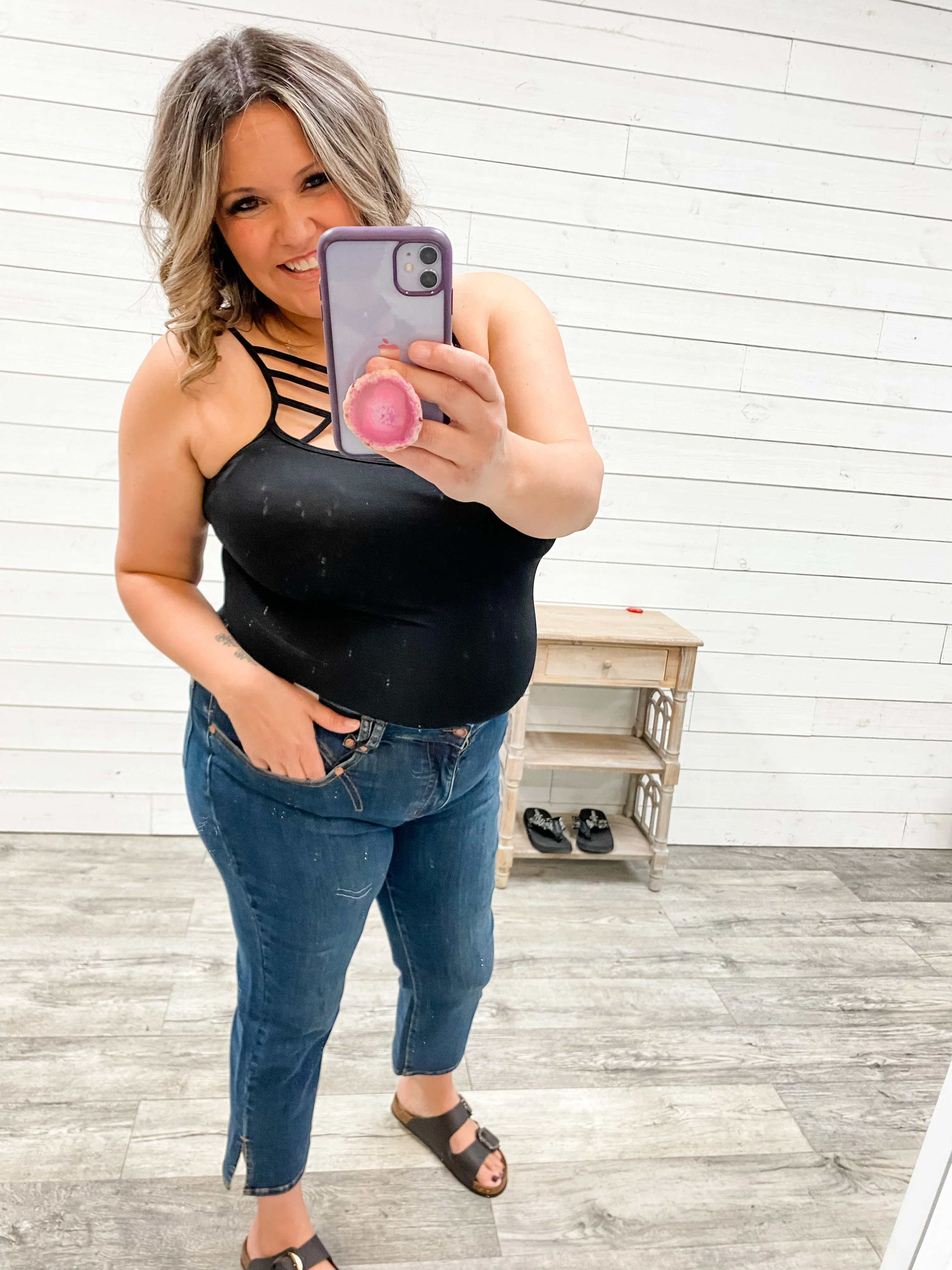 Judy Blue "Simmer Down" Straight Leg Cropped Jeans