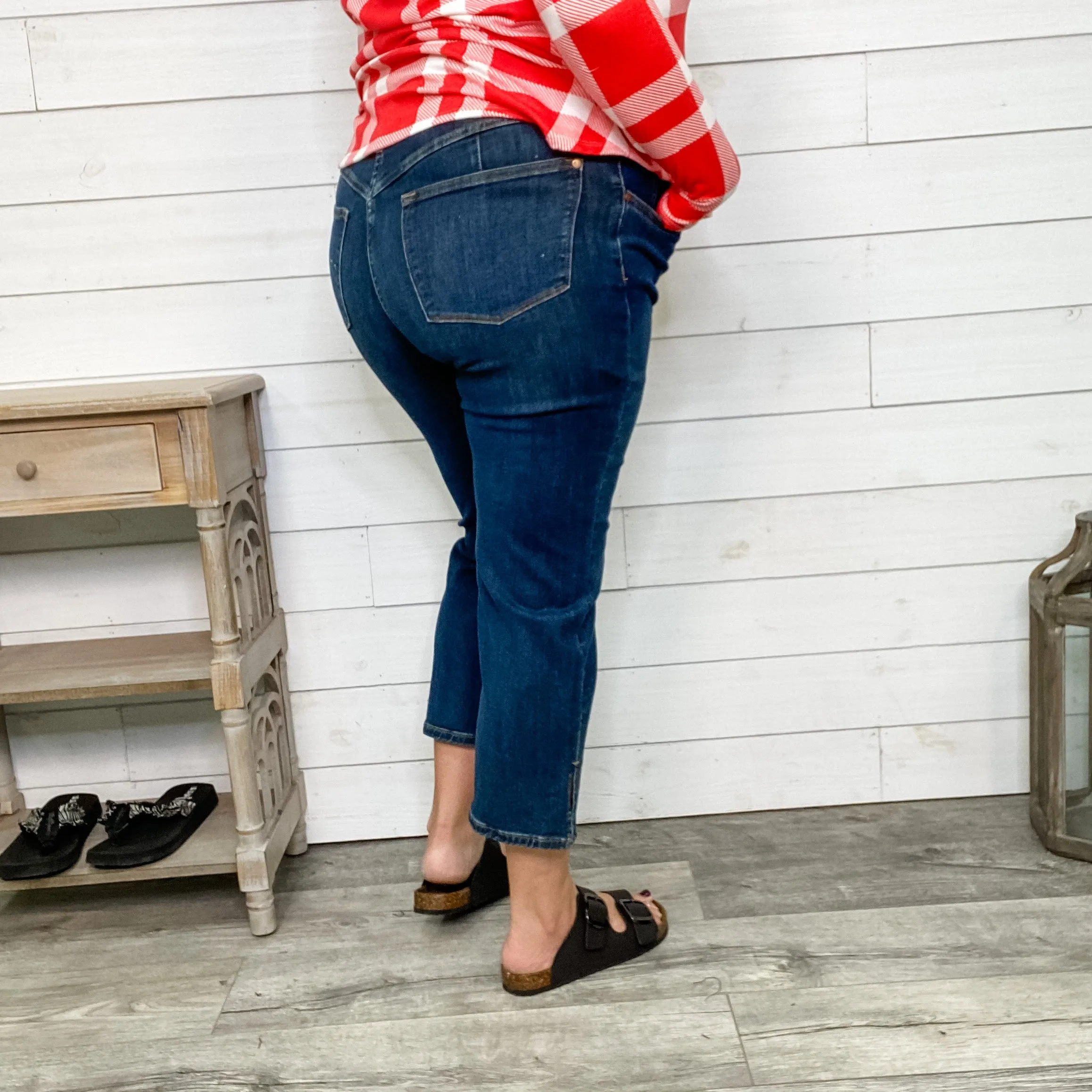 Judy Blue "Simmer Down" Straight Leg Cropped Jeans