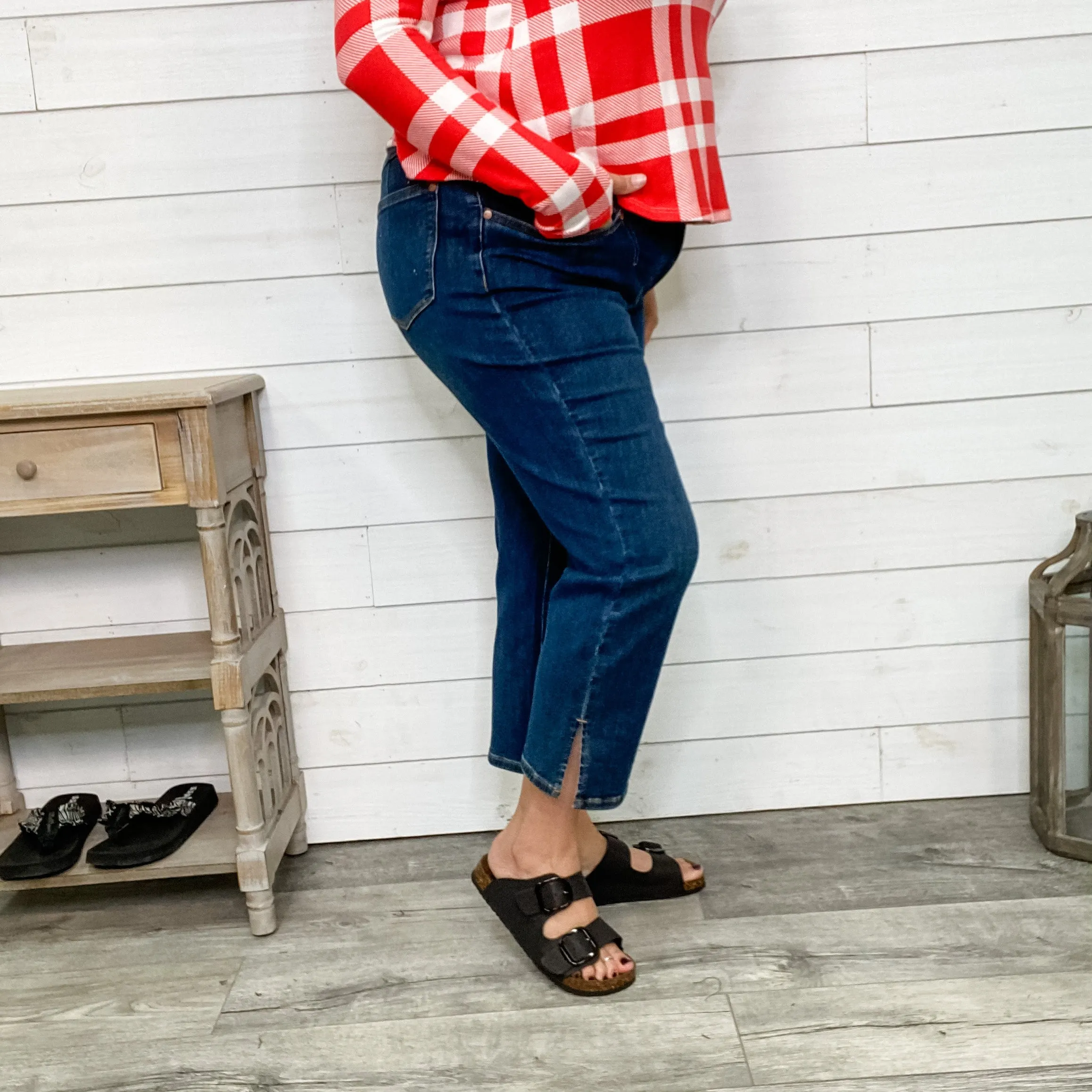 Judy Blue "Simmer Down" Straight Leg Cropped Jeans