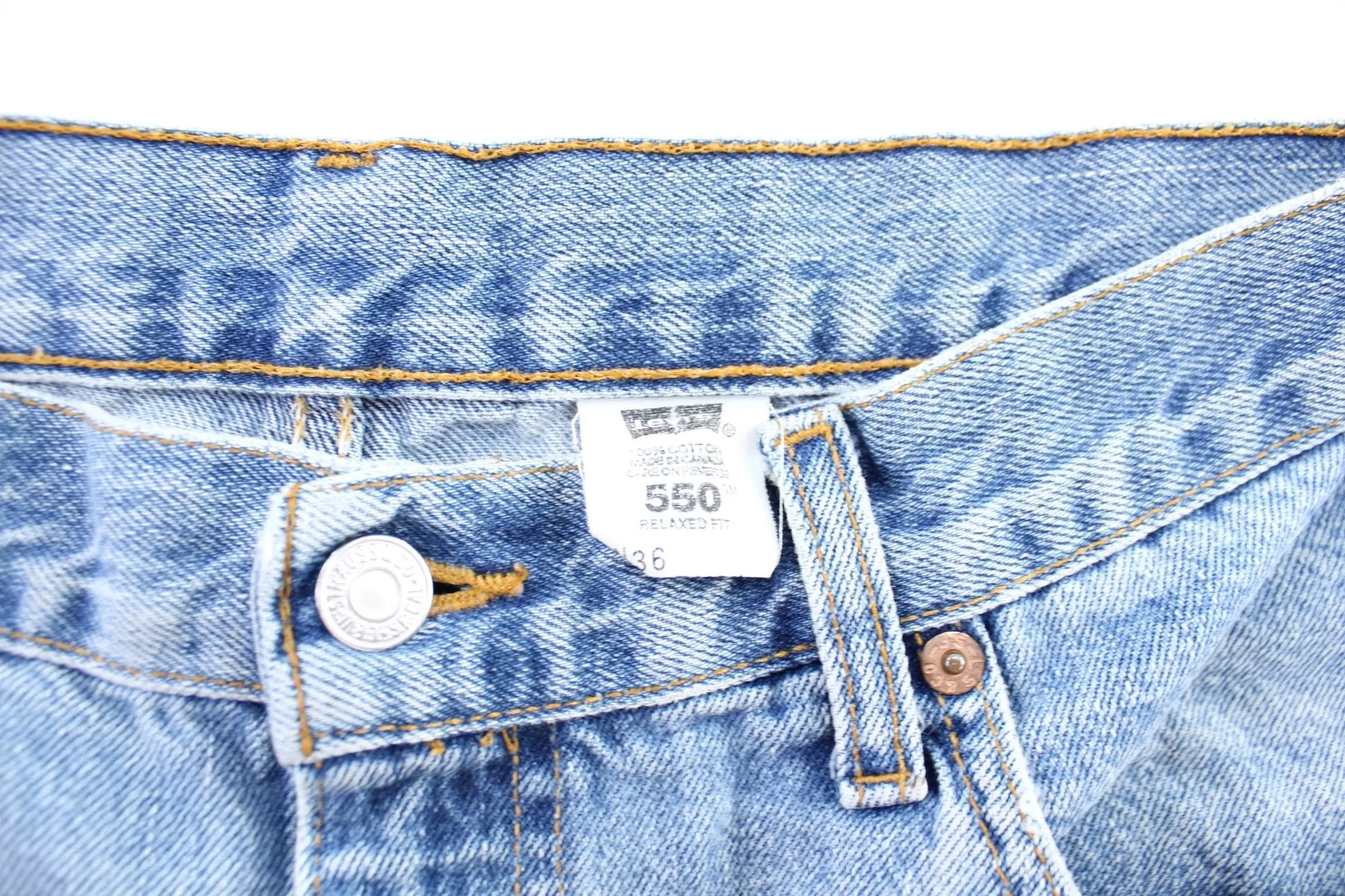 Levi's 550 Light Wash Denim Shorts