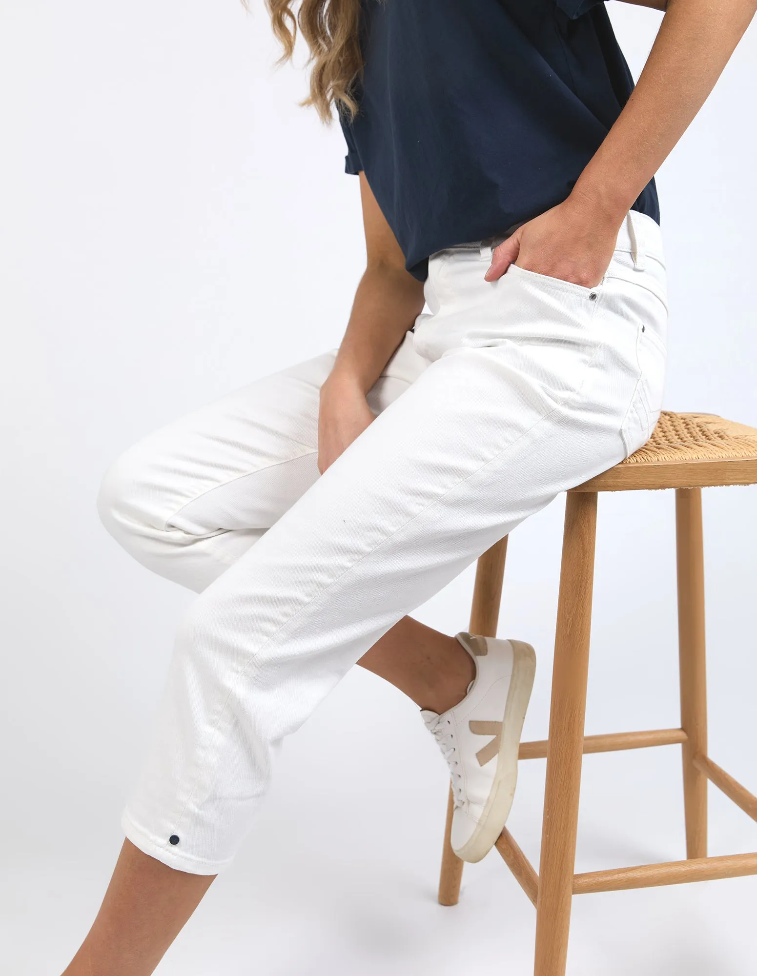 Mollie Capri Pant White