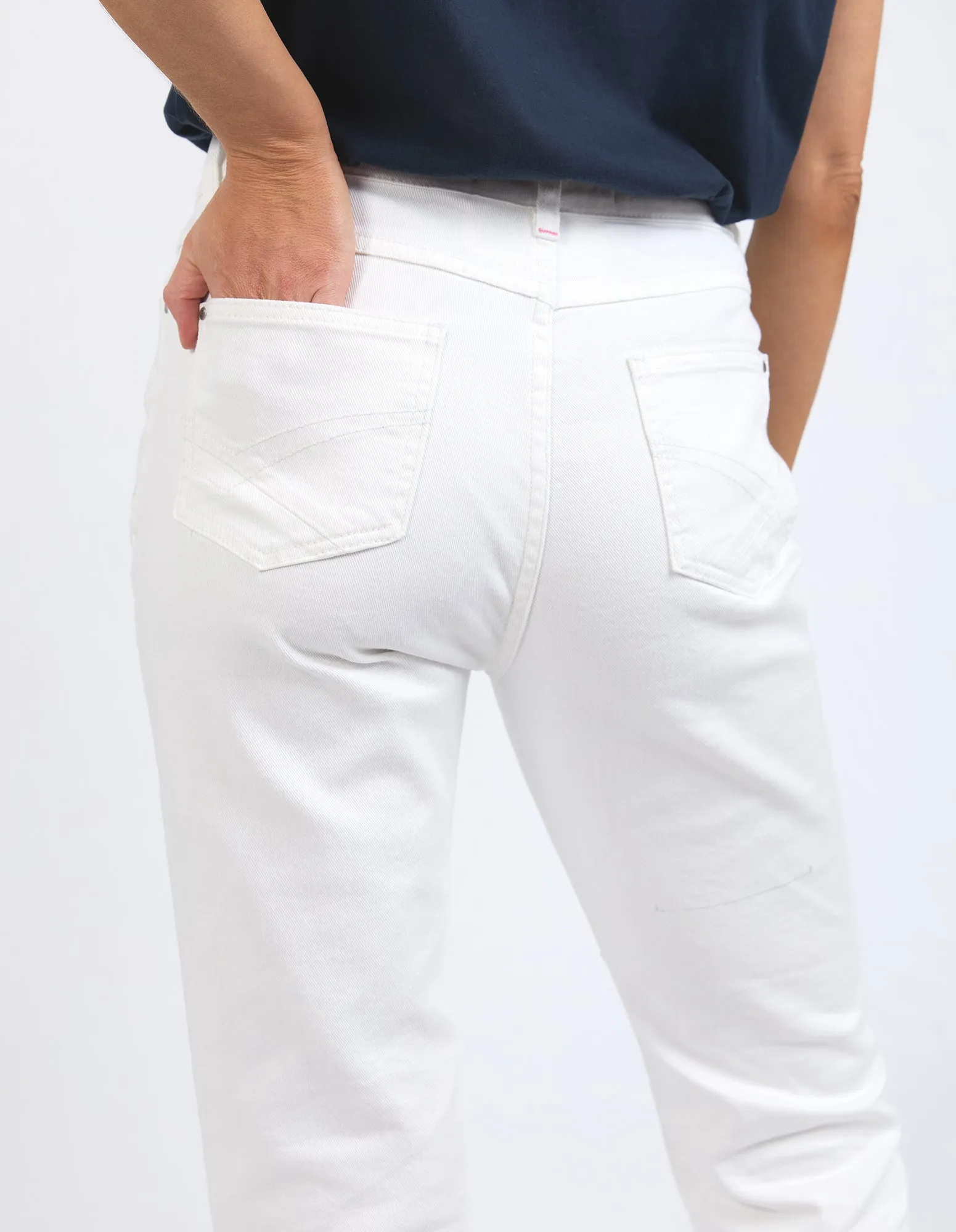 Mollie Capri Pant White