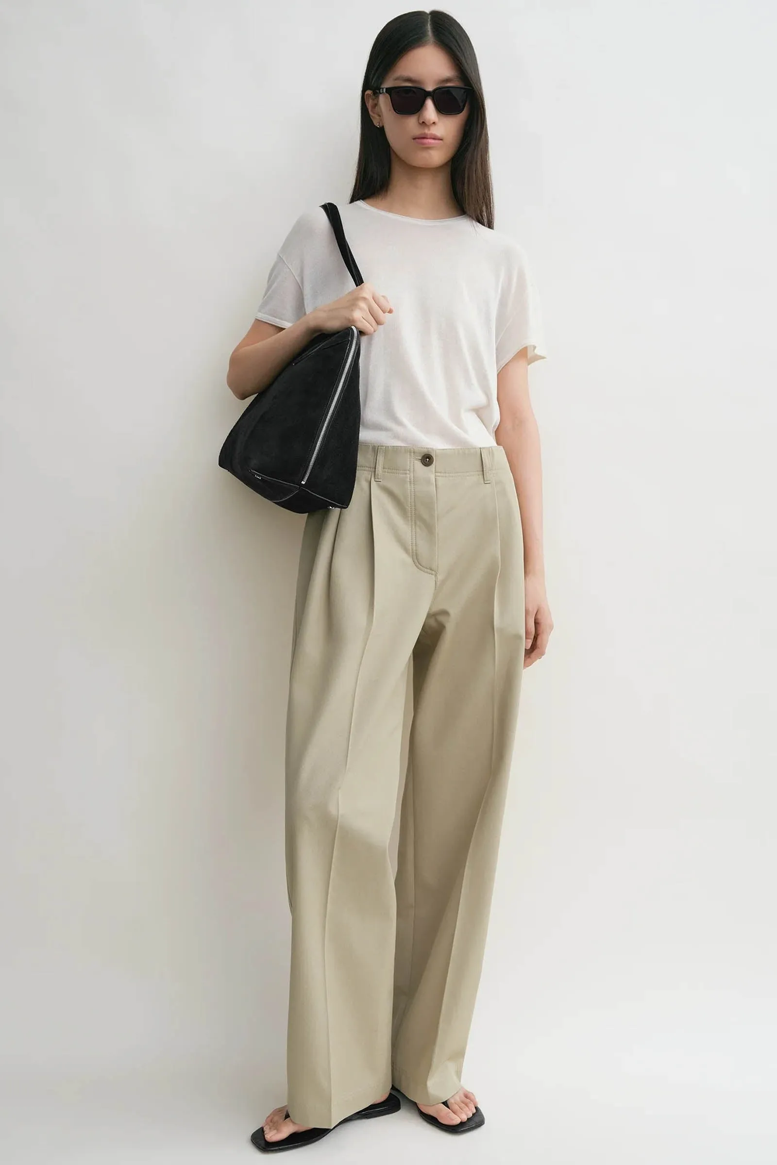 Relaxed chino trousers